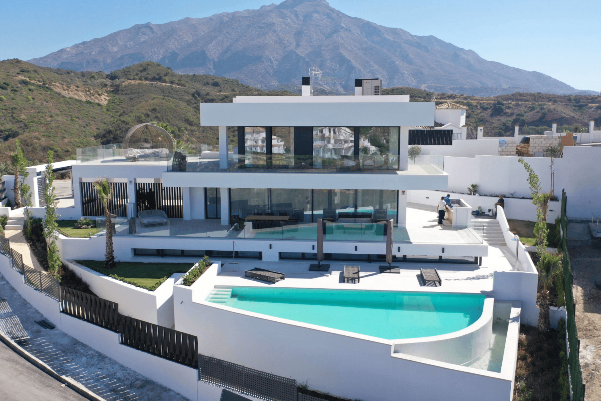 Qlistings - Amapura Brand New Villa Property Image